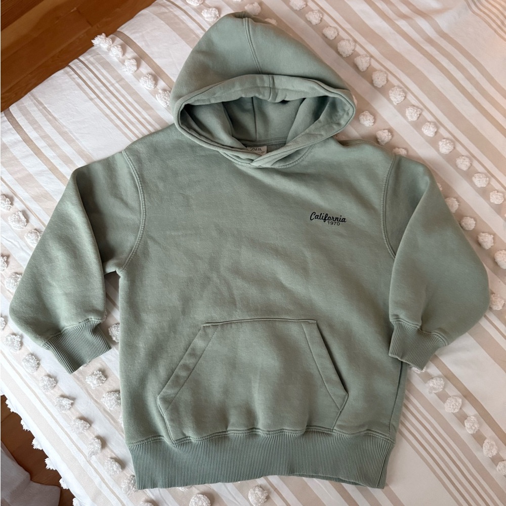 Zara girls basic sweatshirt size 6-7